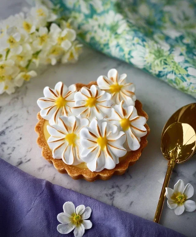 Daisy Lemon Meringue Pies